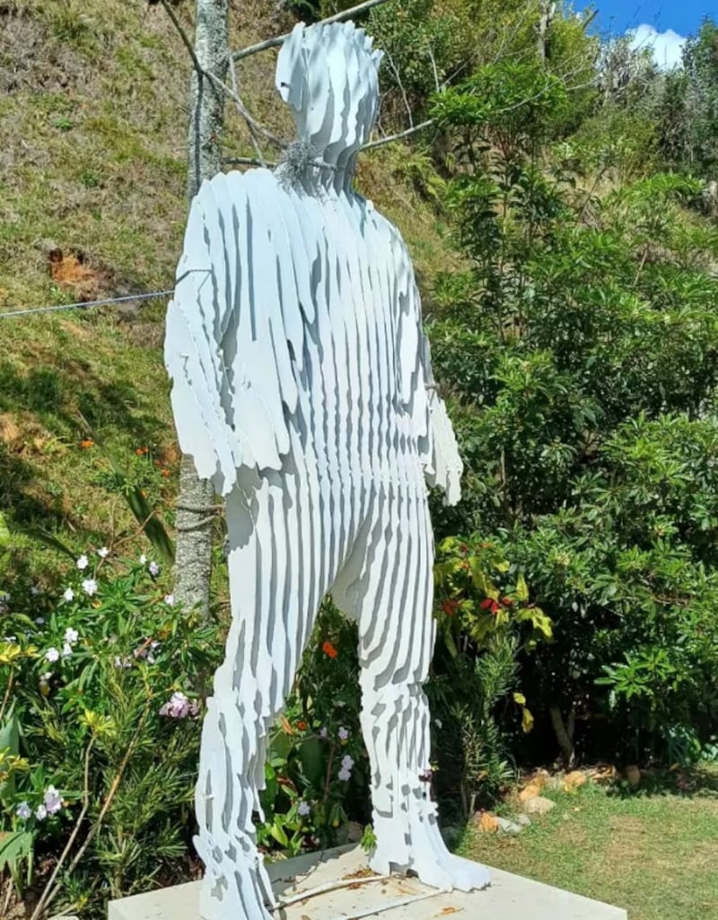 Así sería la estatua de J Balvin según el artista paisa Juan Carlos Valencia