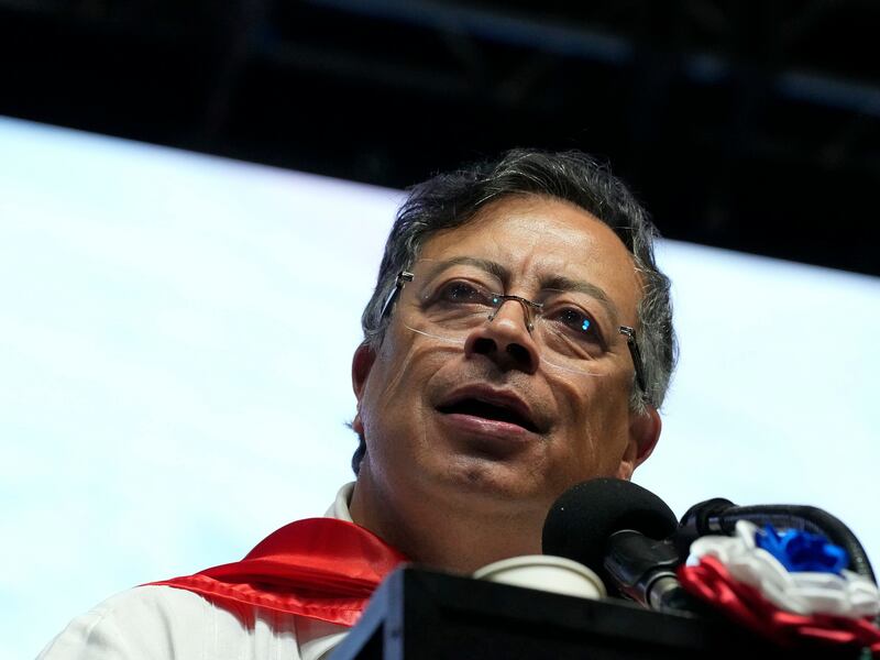 Denuncian que el Gobierno Petro liberó a 80 criminales bajo la figura de “gestores de paz”: conozca la lista de los más peligrosos