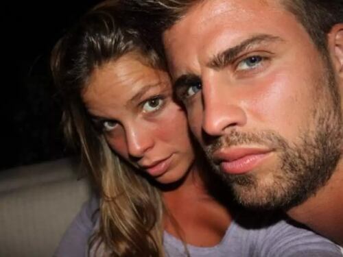 ¿Quién es Nuria Tomas? La mujer fotografiada besando a Piqué en una playa