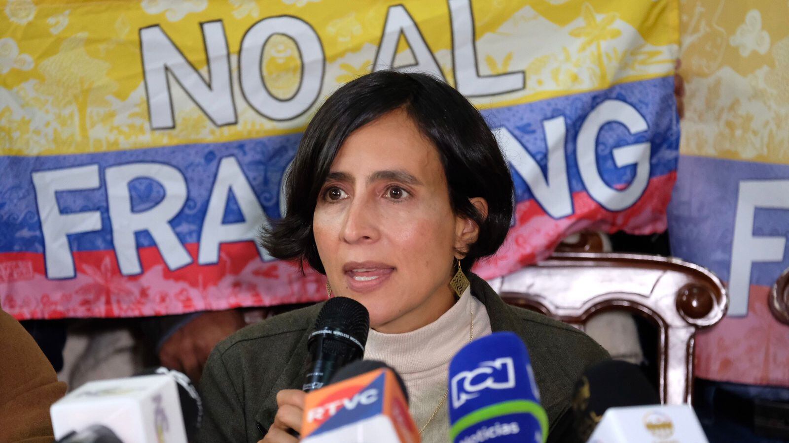 La ministra Susana Muhamad radicó el proyecto de ley que prohibe el fracking en Colombia.