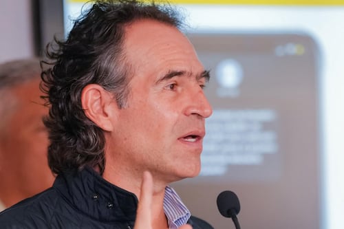 “Seguramente alguien exigirá que sean reconocidos”: Fico reaccionó sobre los therians en Medellín