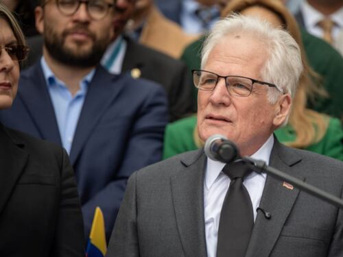 “Paloma no representa a mi hijo”: Miguel Uribe Londoño volvería a la carrera presidencial con el aval de un partido afro