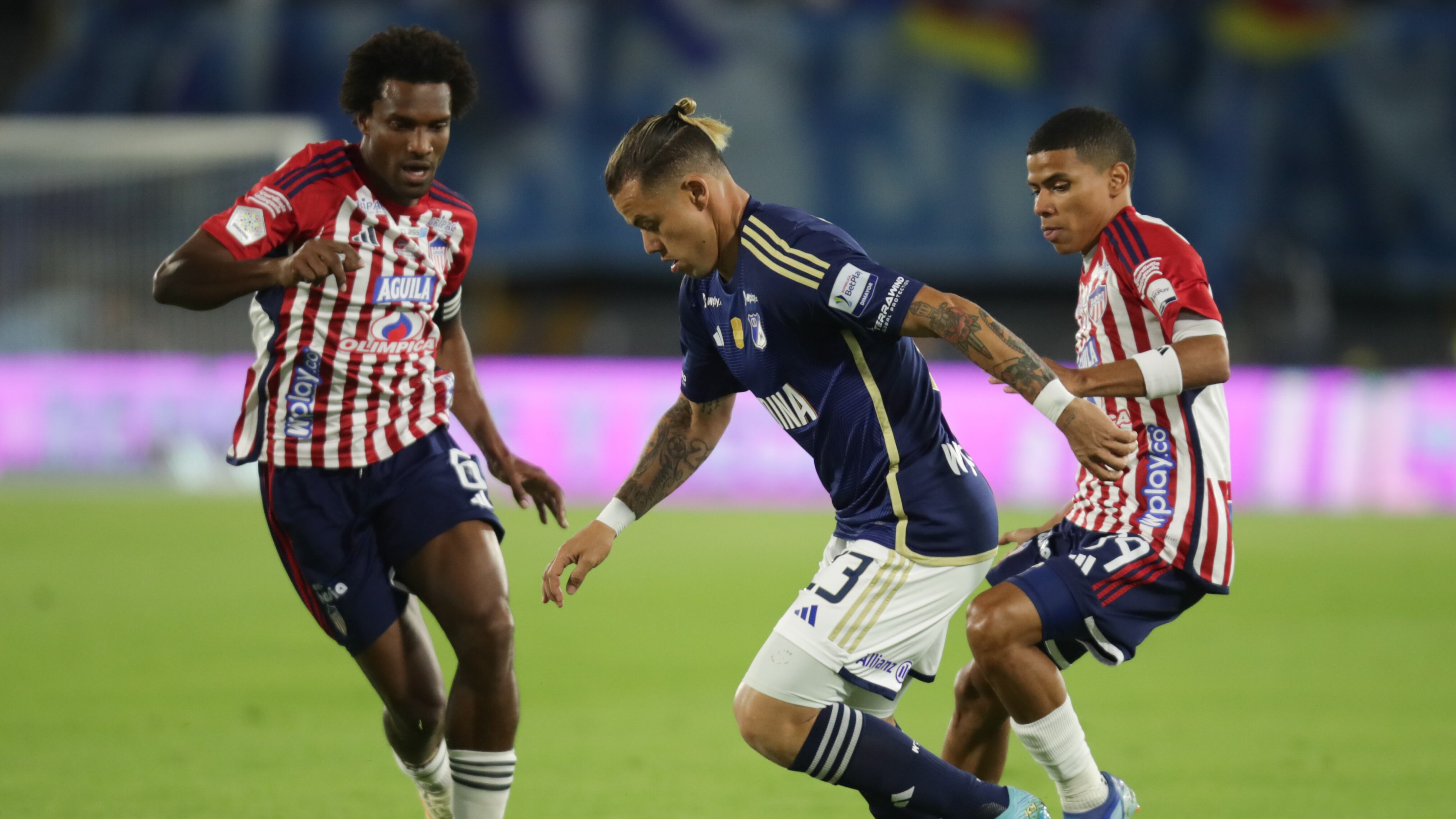 Millonarios VS Junior por la final de la Superliga en el Estadio El Campín de Bogotá