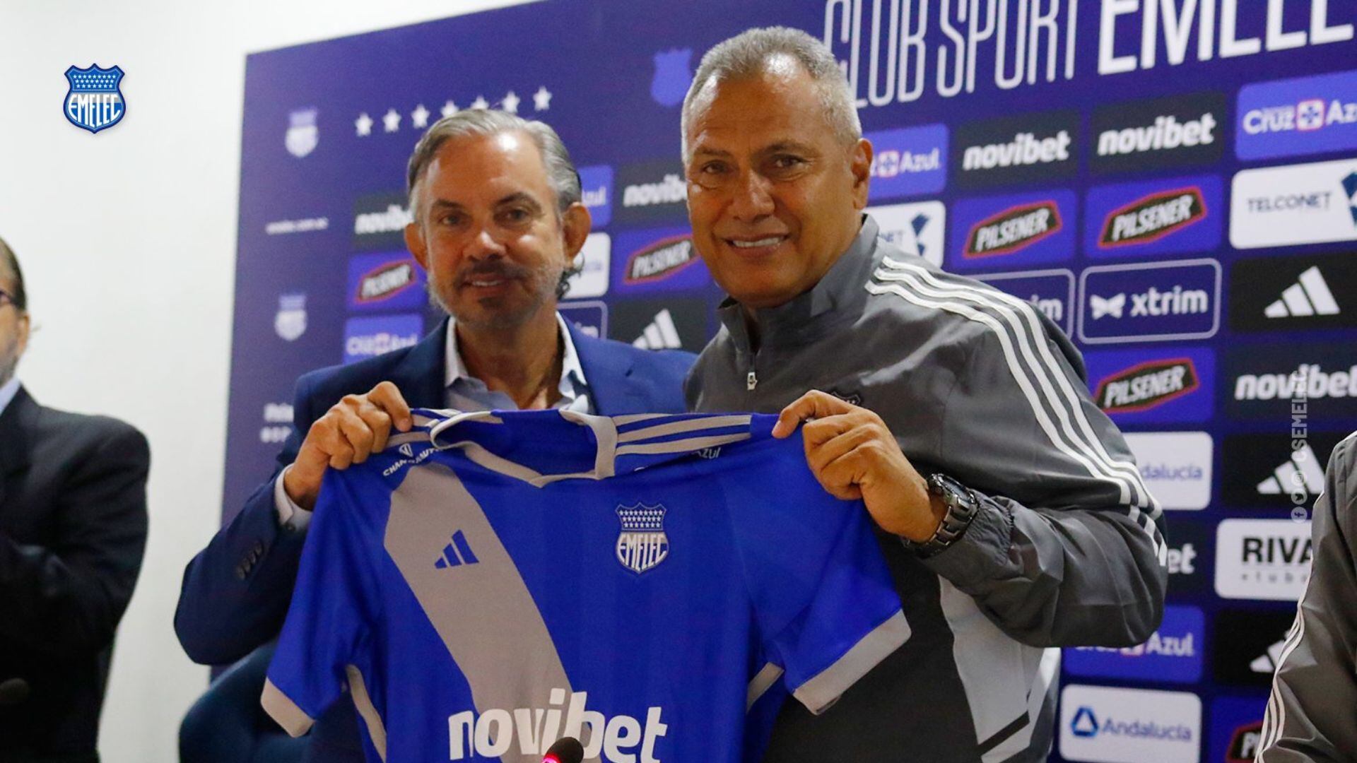 Hernán Torres fue presentado como nuevo DT del Emelec.