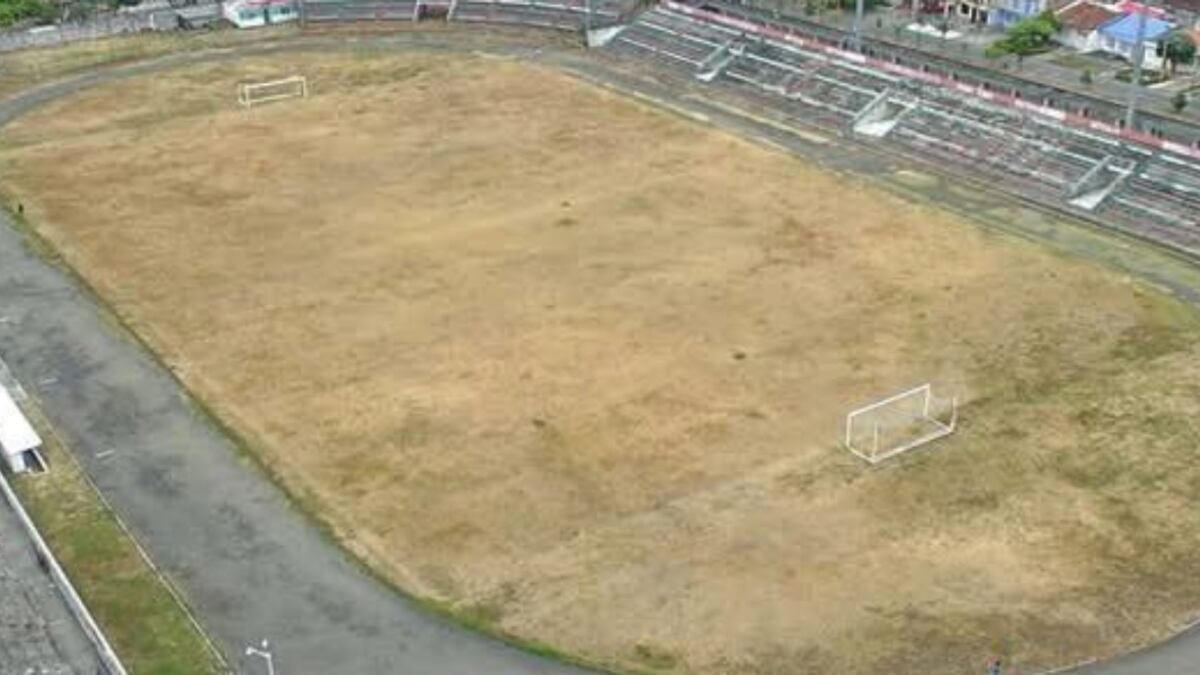 A tradicional estadio del FPC lo convirtieron en todo un ‘peladero’