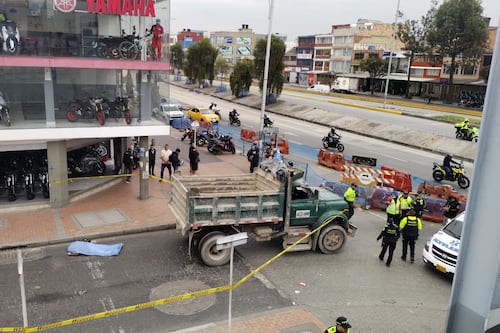 Tragedia en la Autopista Sur: video muestra impacto fatal de volqueta contra peatón en Tunjuelito, Bogotá