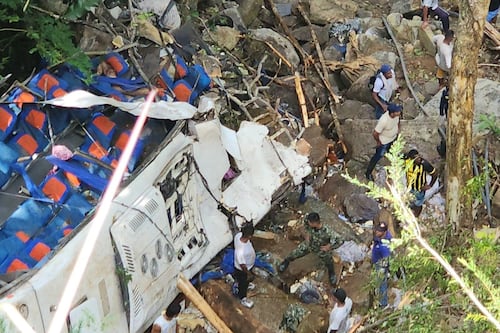 Familiares de egresados del Liceo Antioqueño fallecidos en accidente denunciaron a la empresa de buses Precoltur