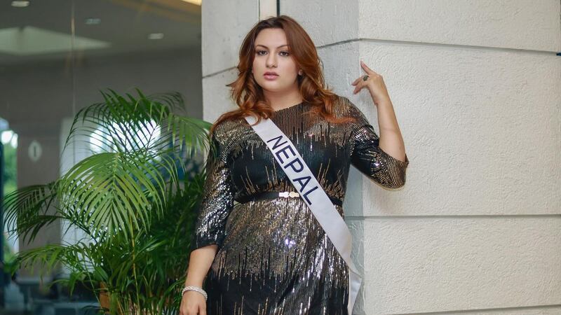 Miss Nepal rompe los estereotipos en Miss Universo
