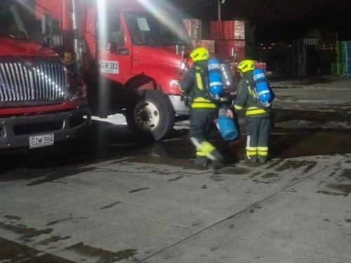 Ataque con explosivo en Pasto dejó daños a carros e instalaciones de Femsa Coca Cola: responsables no han sido identificados