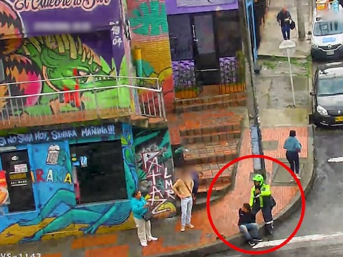 Lo vieron en vivo: cámara del C4 grabó atraco a estudiante en la Séptima y así logró capturar al ladrón