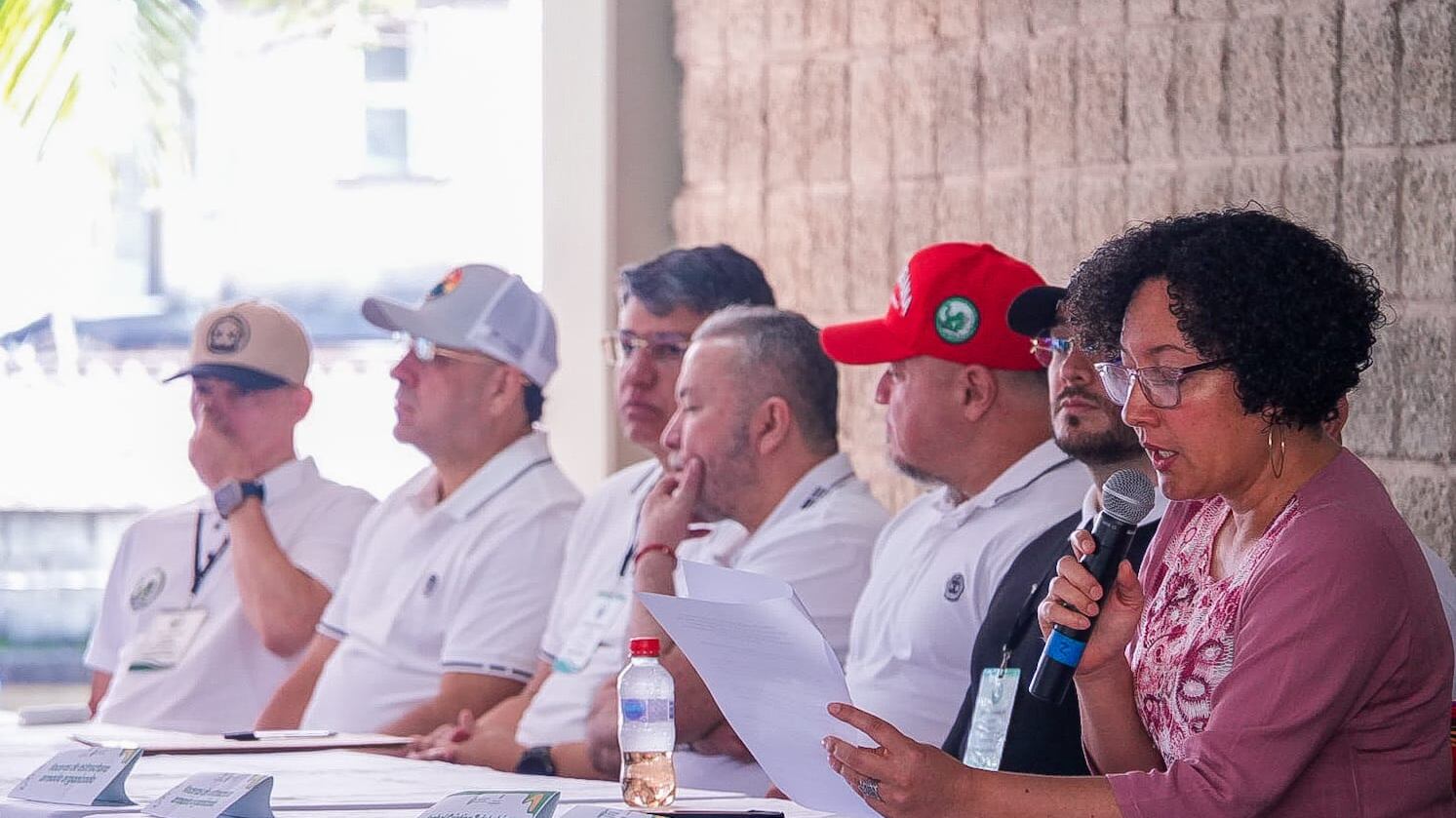 Diálogos estructuras criminales en Medellín