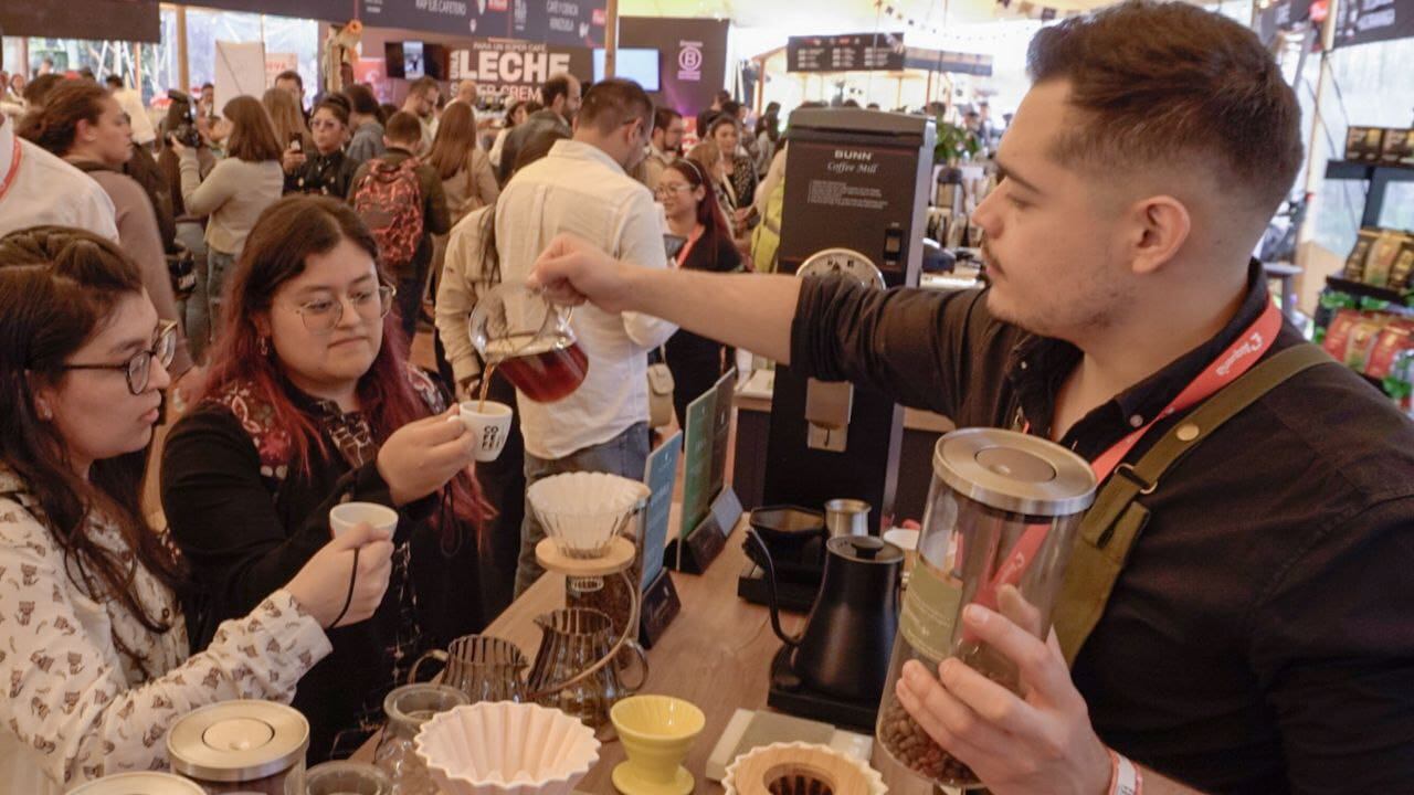 Rás a lo de ¡El café colombiano de especialidad se tomó la quinta edición del Coffee Fest!