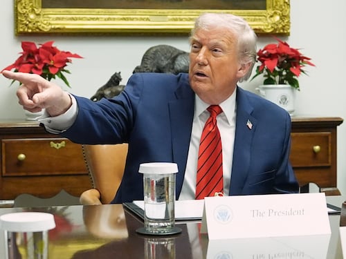 Giro Histórico en EE.UU.: Trump impulsa la reclasificación del cannabis para facilitar la investigación y el uso médico