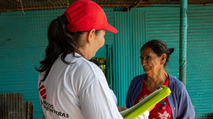 Foto de representante de Médicos Sin Fronteras en Arauca.