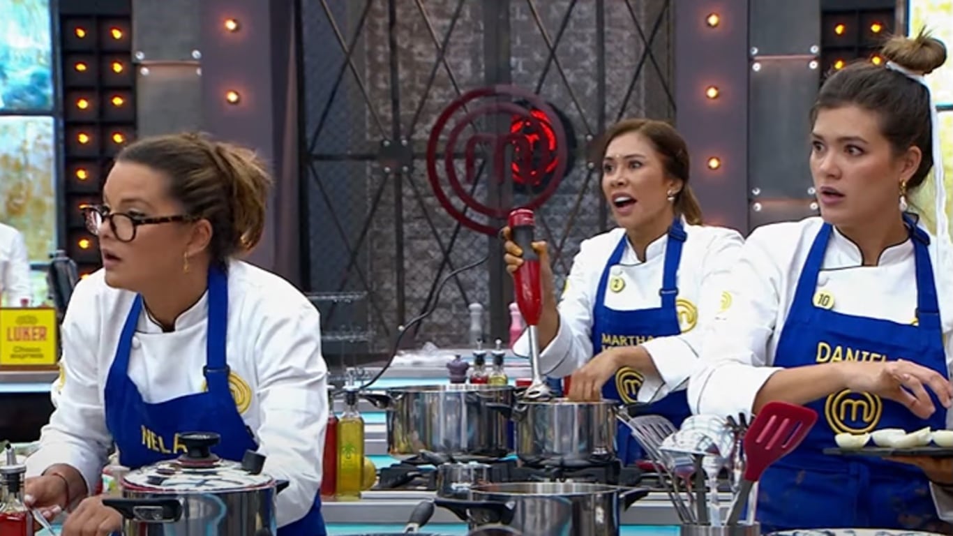 Martha Isabel y Daniela Tapia fueron testigos del error de Carolina Acevedo y le pidieron no decir nada ante las cámaras de 'MasterChef Colombia'.