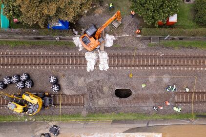 Daño en los rieles del Metro de Medellín.