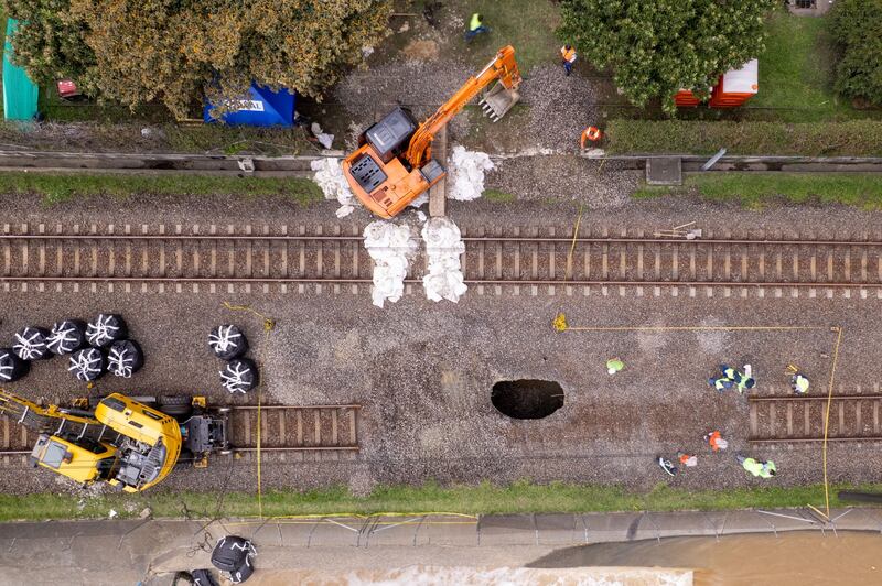 Daño en los rieles del Metro de Medellín.