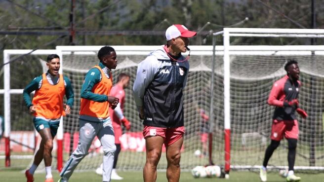 Es oficial: Pablo Peirano no es más técnico de Santa Fe
