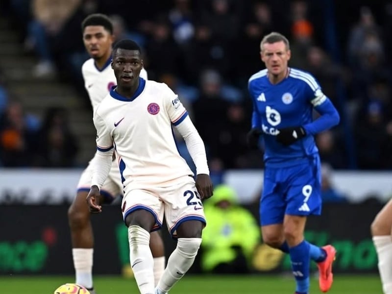 El 2026 empezó movido en el fútbol internacional: Equipo de la Premier League echó a su entrenador