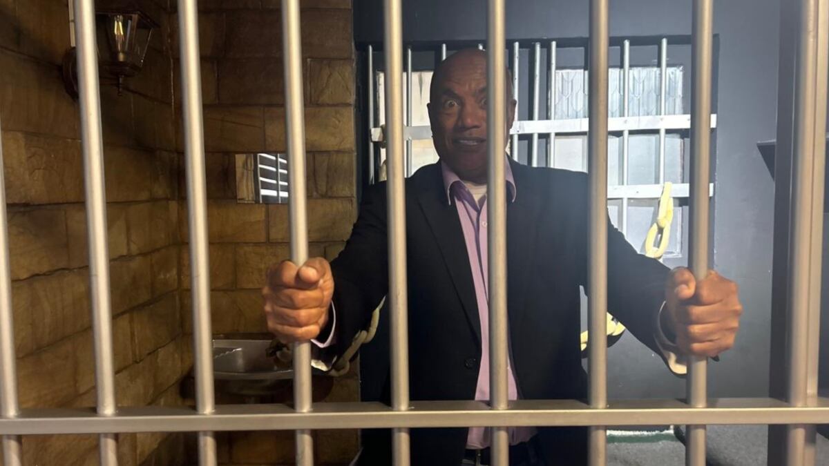 Periodista Jaime Dinas fue “privado de la libertad” en su cubrimiento en Bolivia