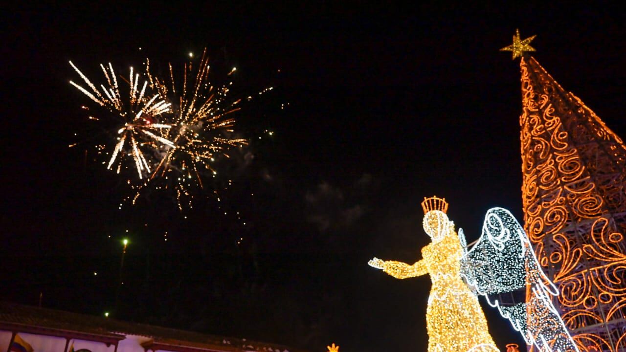Cartageneros y turistas podrán disfrutar del alumbrado navideño.