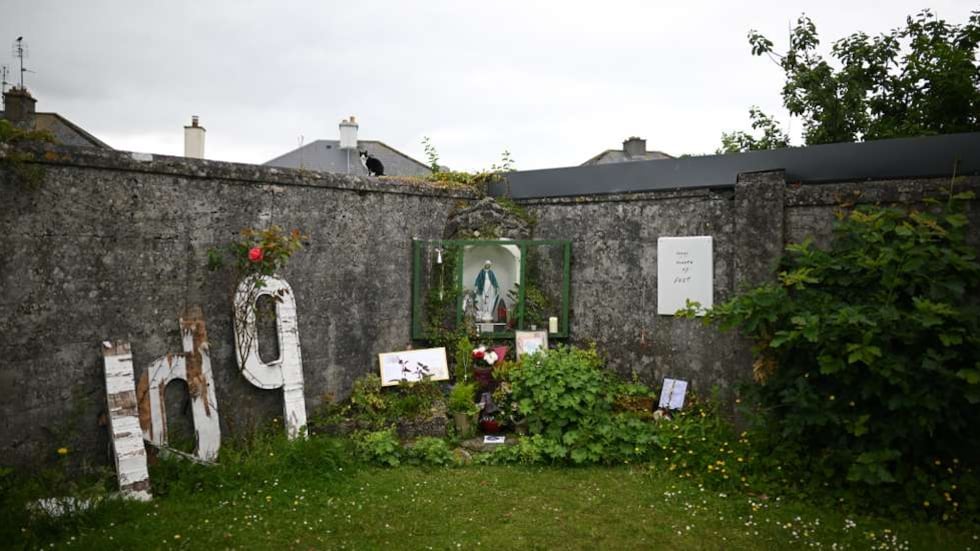 Encuentran restos de 800 bebés bajo convento católico