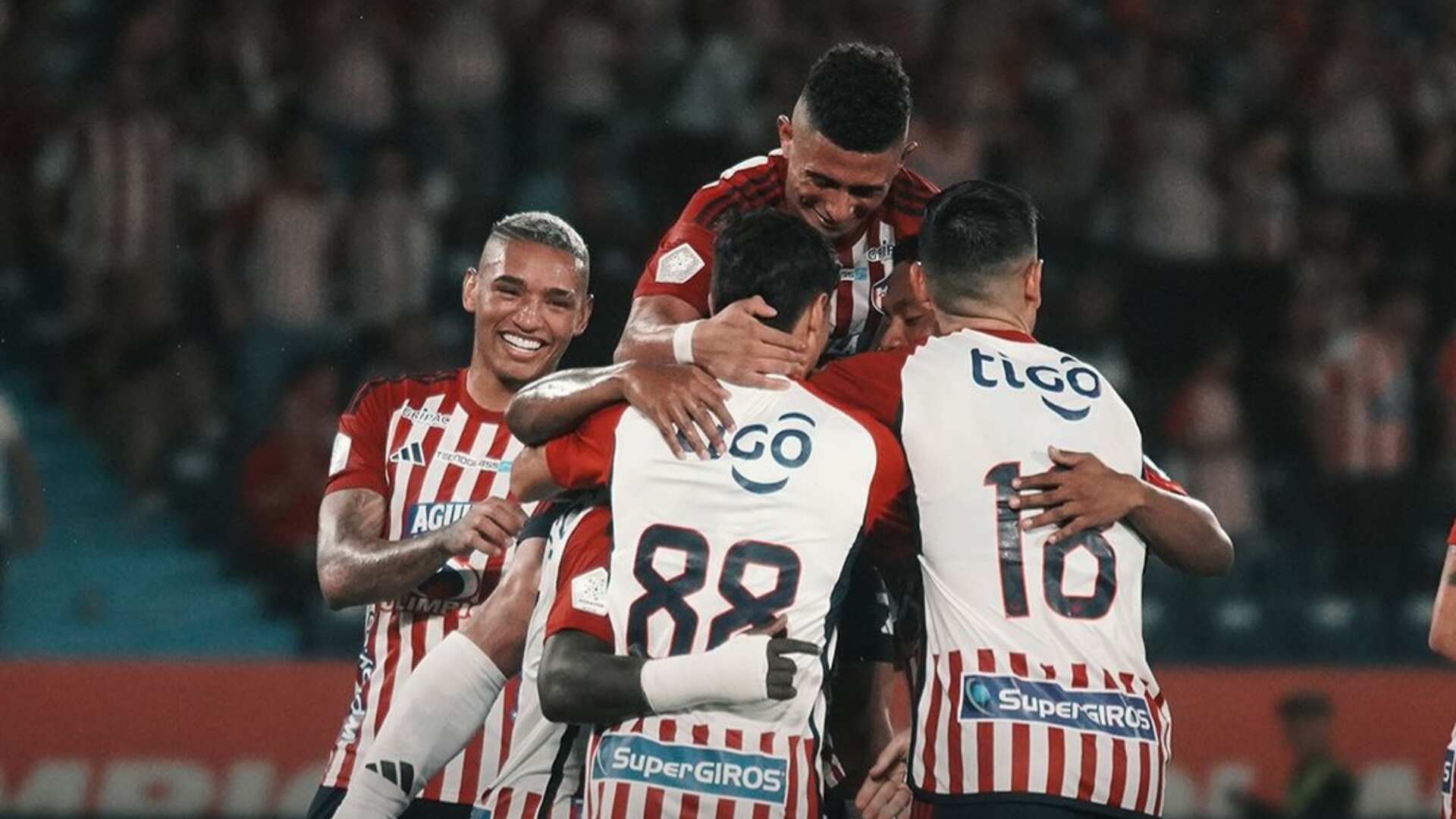 Jugadores del Junior se pasearon por las playas de Brasil antes del partido contra Botafogo