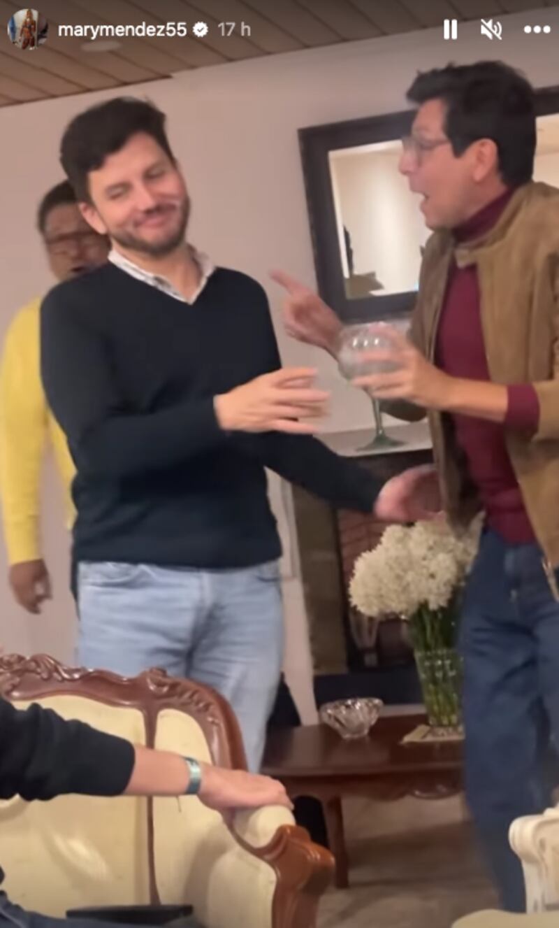 Historias de Mary Mendez tomadas de Instagram 16 de dic del 2022