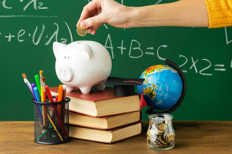 La educación financiera que está cambiando la forma en que los colombianos enfrentan sus deudas