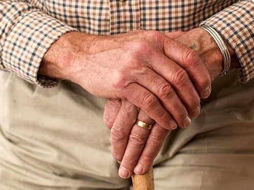 Adulto mayor murió en Medellín tras brutal golpiza: tenía 89 años y fue hallado sin vida en su vivienda