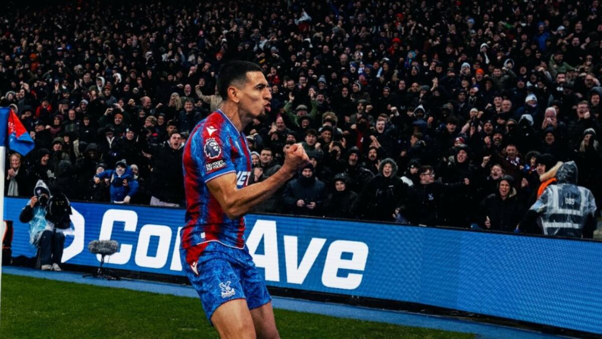 Daniel Muñoz renovó con el Crystal Palace: estos son los detalles del acuerdo