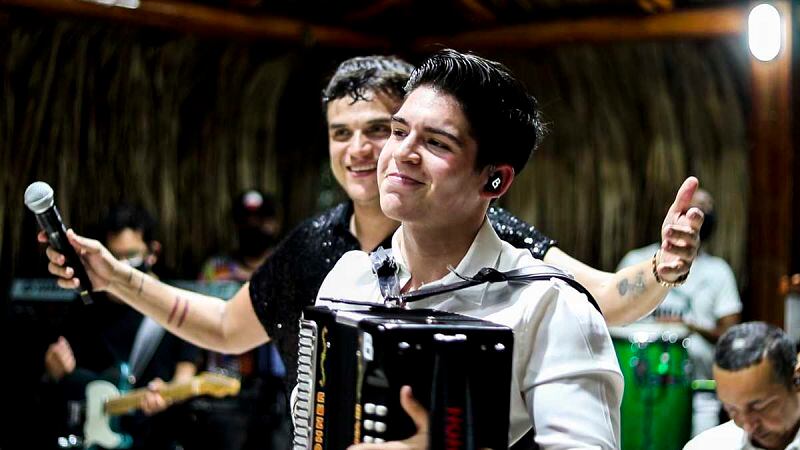 Silvestre Dangond y su acordeonero Rubén Lanao.