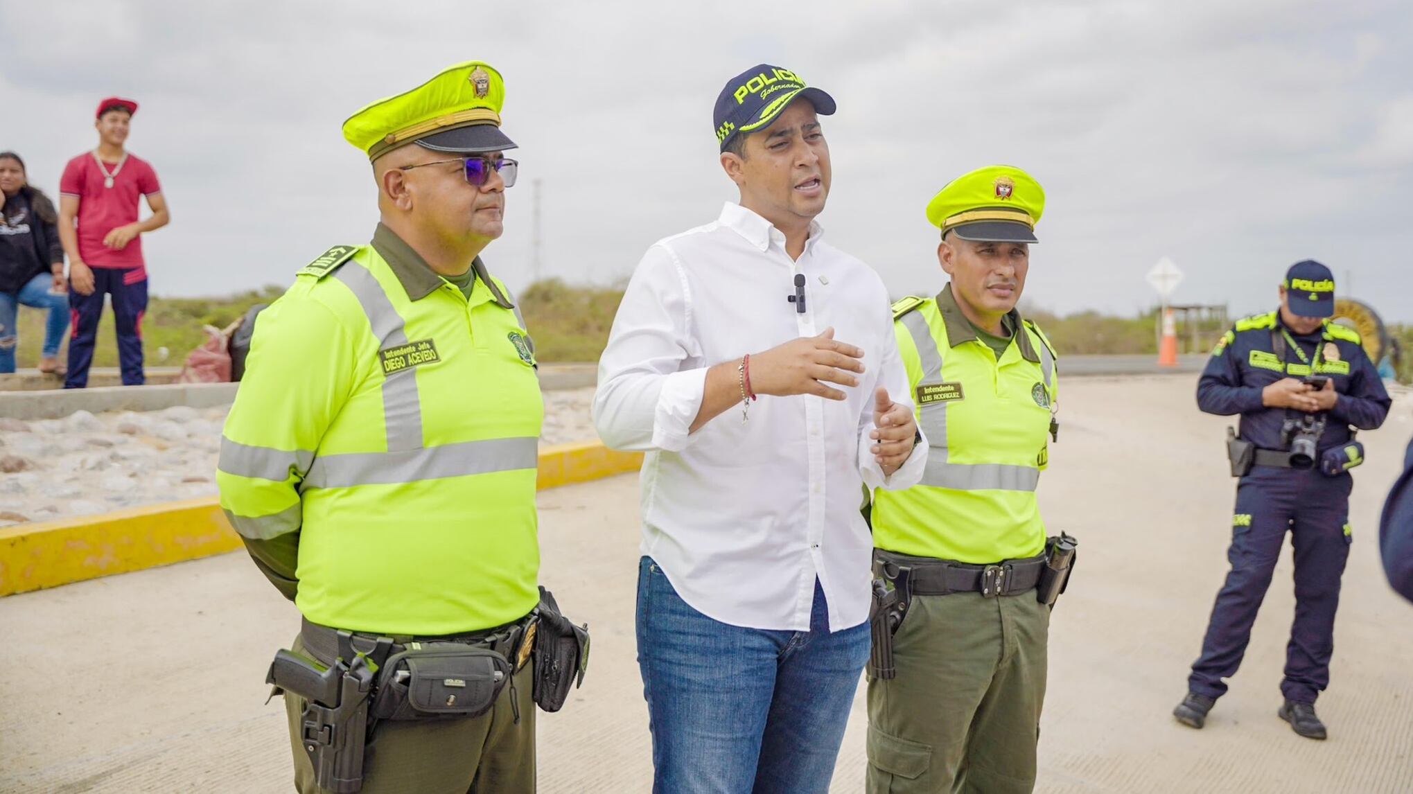 Horarios de las caravanas de seguridad en las carreteras de La Guajira ante atracos en las vías en Semana Santa.