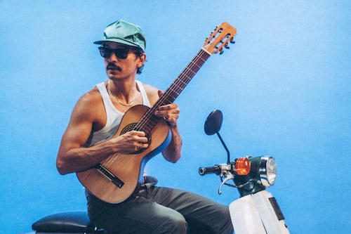 Caloncho vuelve a Bogotá en 2026 con su gira “El tiempo es mi casa”