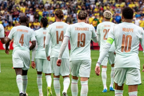 Delantero de Francia se habría roto el tendón de Aquiles y podría perderse el Mundial