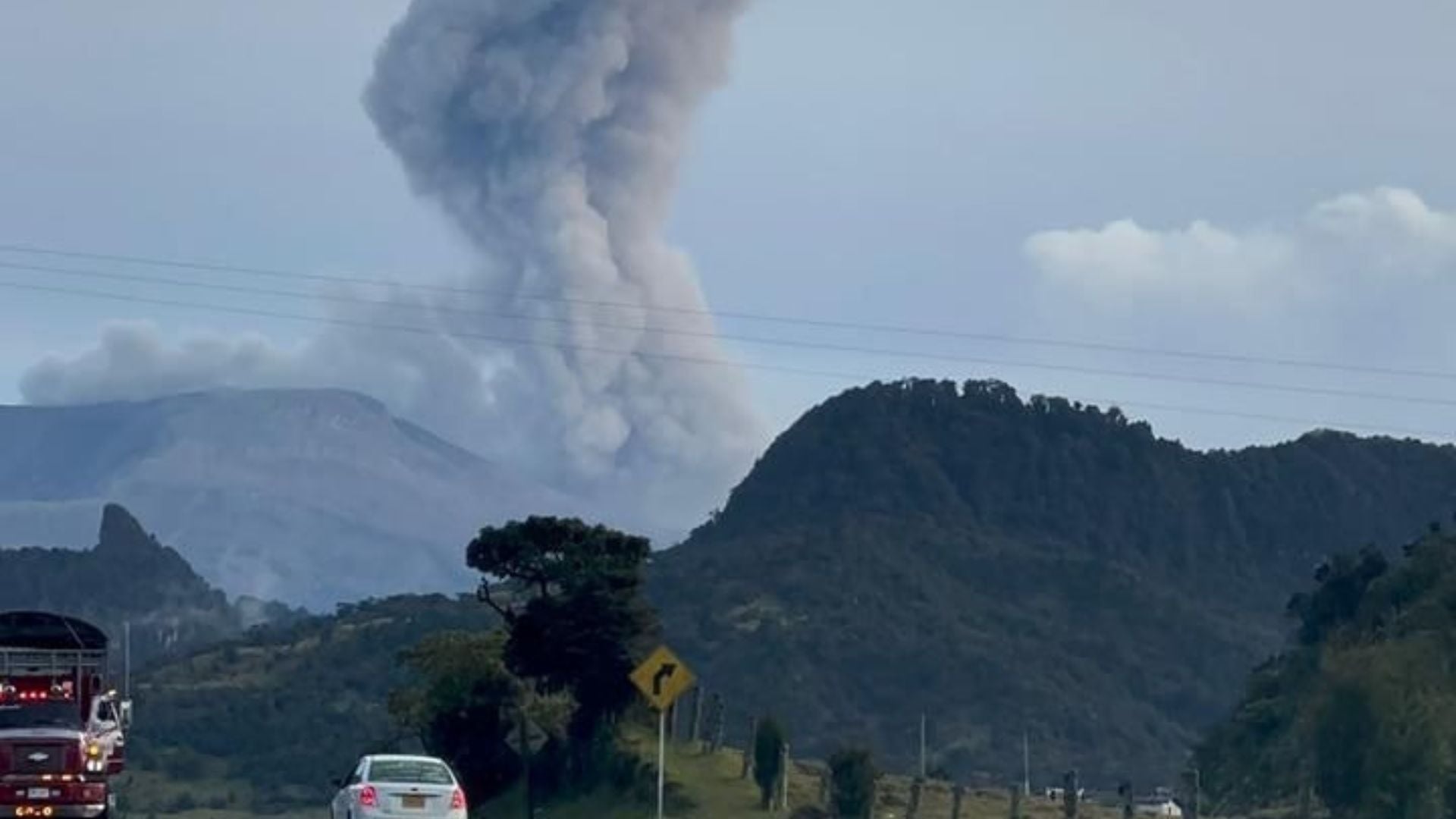Twitter: Dirección Bomberos de Colombia