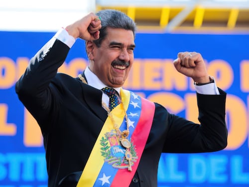 EE.UU. quiere cercar militarmente al régimen de Maduro en Venezuela