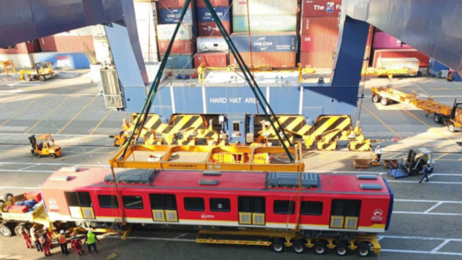 Llega a Colombia el cuarto tren del Metro de Bogotá.