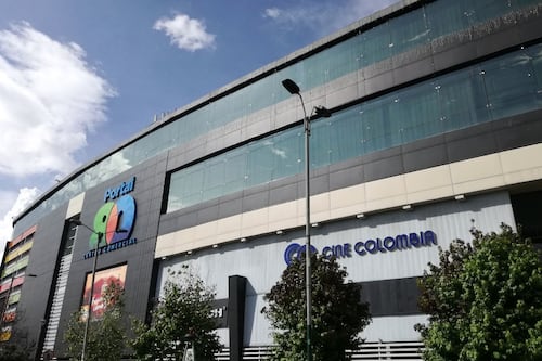 Centro Comercial Portal 80 se pronuncia sobre la muerte del hombre que cayó al vacío