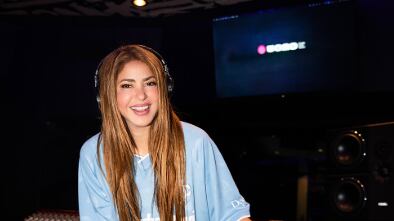 Shakira sorprende anunciando nuevo disco