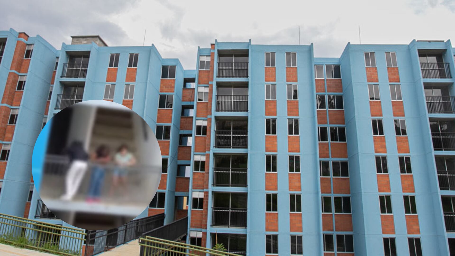 Captan niñas colgadas en edificio de Medellín.