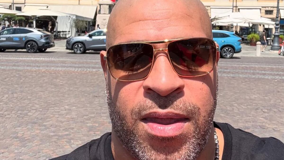 Adriano sentenció a hombre que estafó a su mamá y le dio plazo de 24 horas