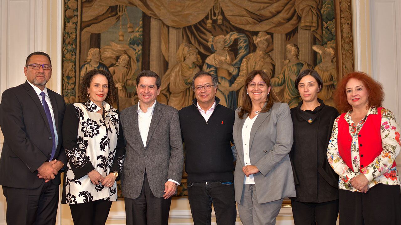 La ministra de Educación, Aurora Vergara saldría sería la sexta salida del gabinete de Gustavo Petro.