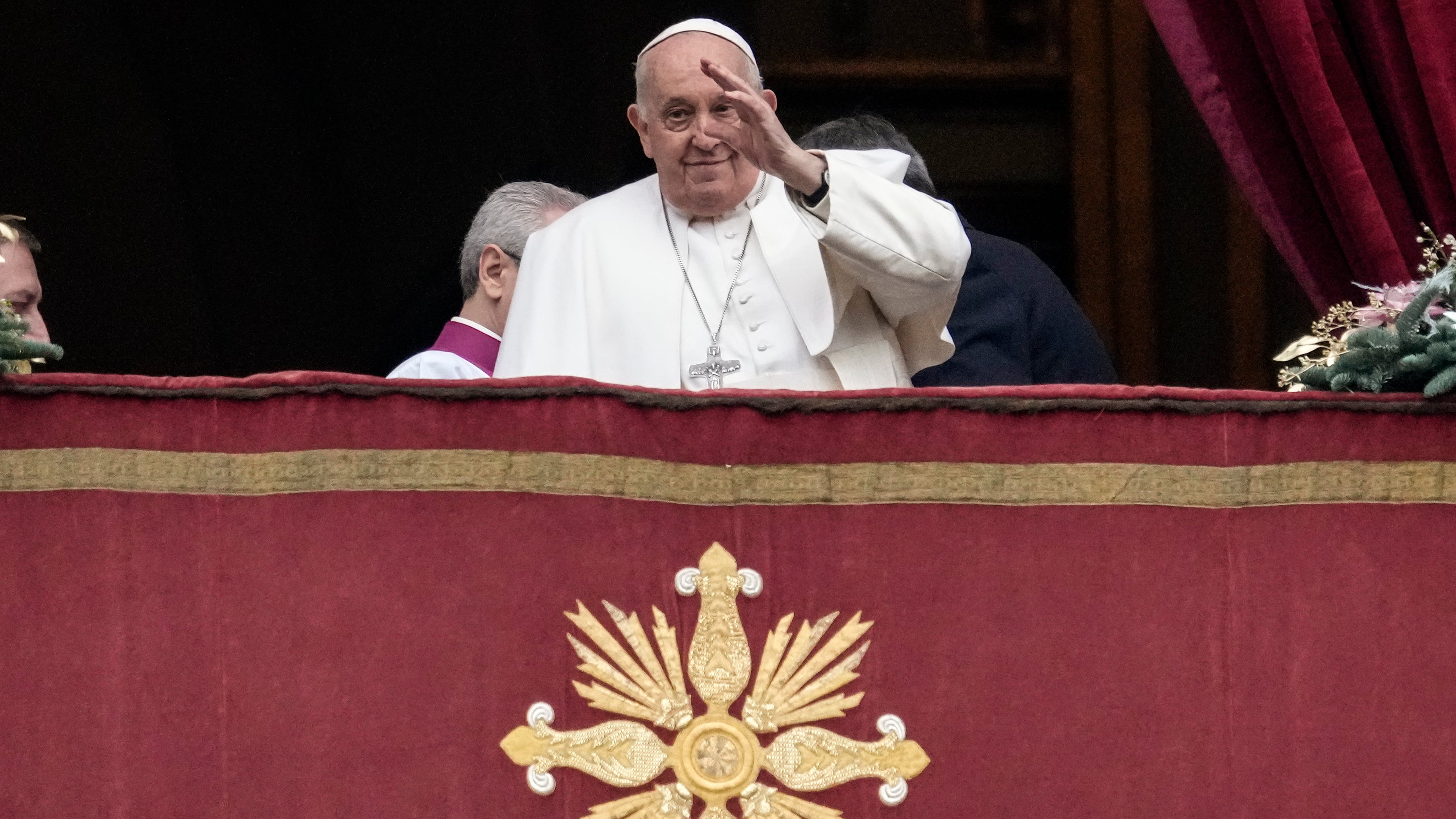 Papa Francisco pide fin de la guerra en Gaza y paz mundial en mensaje de Navidad