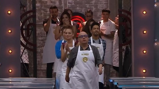 El participante todavía guarda la esperanza de ser él quien le ponga el delantal negro en ‘MasterChef Celebrity Colombia' a su compañera.