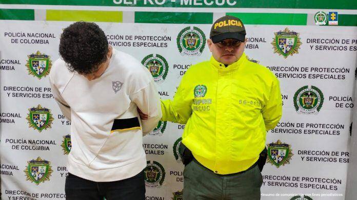 Capturado por instrumentalizar a una menor de edad realizando videos de contenido para adultos.