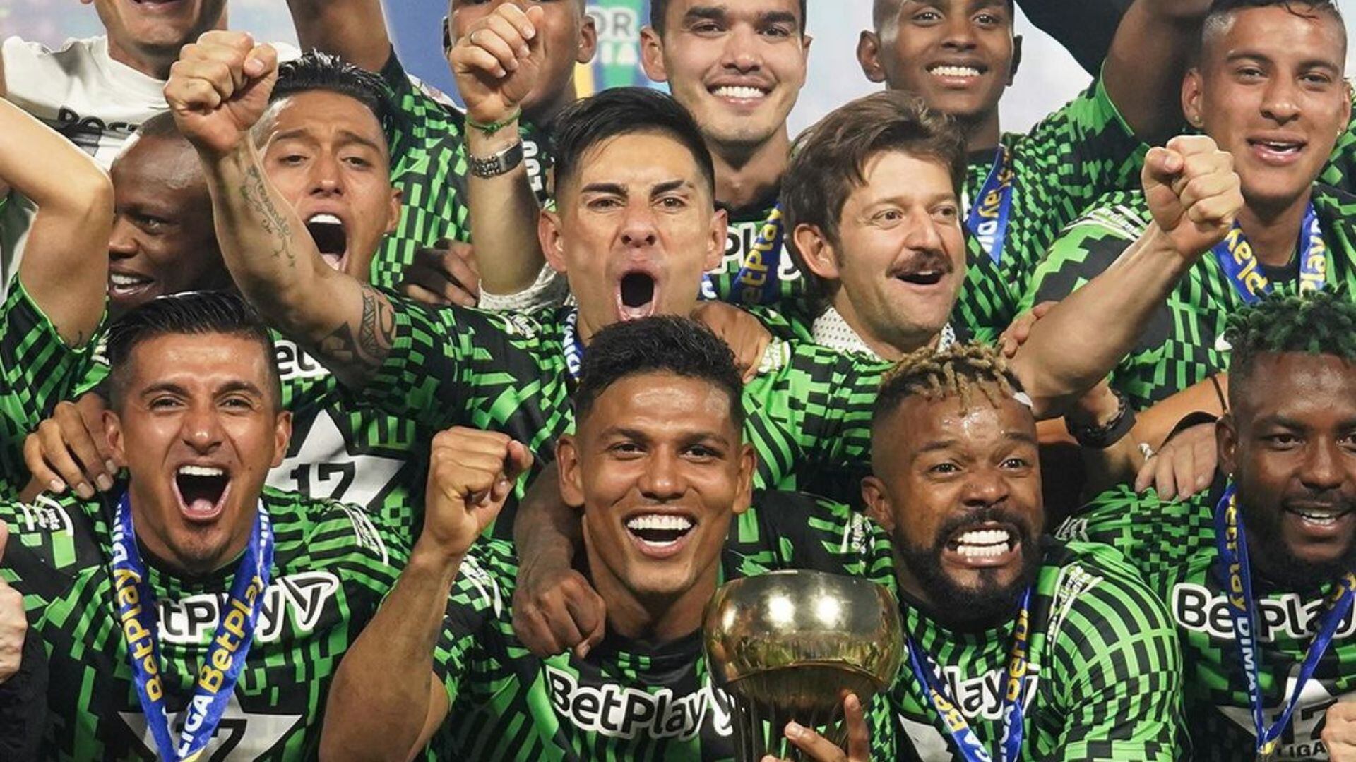 Alexander Mejía despidió a Emanuel Olivera con 'mensajito' para Nacional.