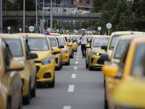 DPS dará subsidio a taxistas afectados por el aumento de la gasolina: ¿Cómo obtenerlo?