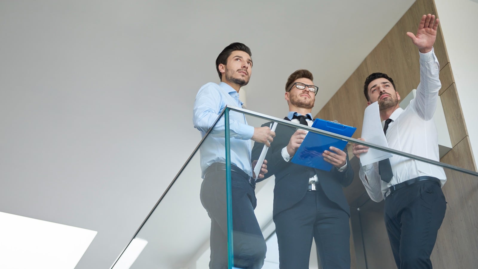 La importancia del servicio de Área Protegida para empresas en Colombia.