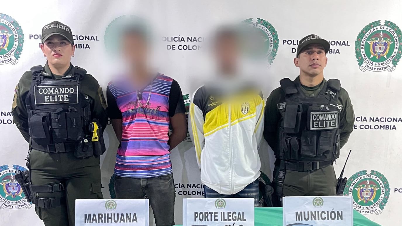 Captura de presuntos ladrones de establecimiento comercial en Kennedy.
